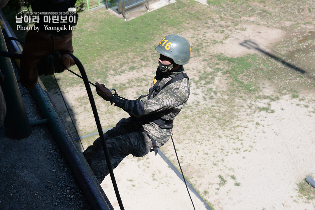 해병대 신병 1261기 1교육대 극기주 유격기초2_4794.jpg