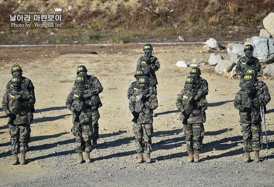 해병대 신병 1264기 3교육대 사격_0018.jpg