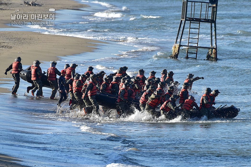 해병대 신병 1263기 1교육대 해상돌격훈련_8410.jpg