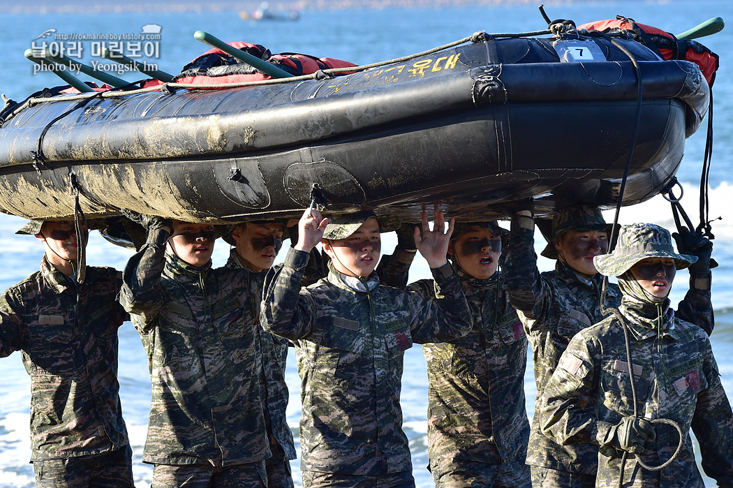 해병대 신병 1263기 1교육대 해상돌격훈련_8556.jpg