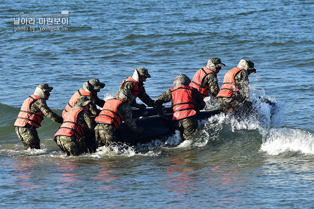 해병대 신병 1263기 1교육대 해상돌격훈련_8440.jpg