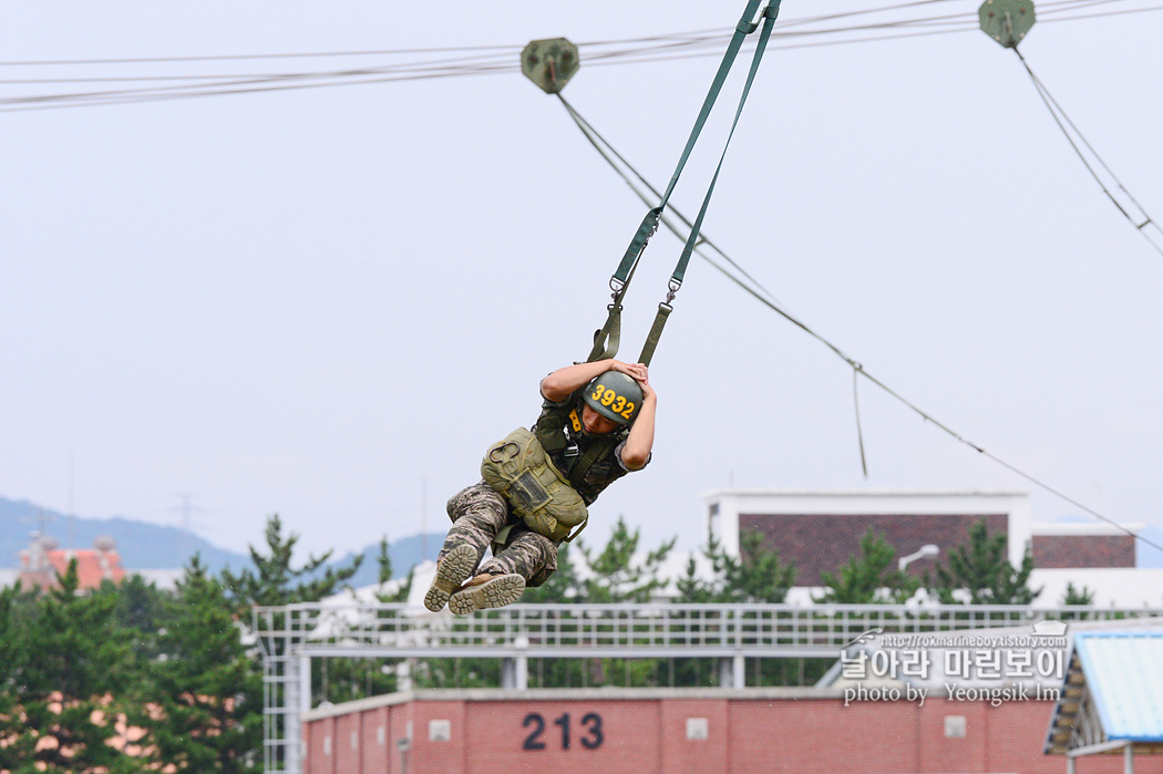 해병대 신병 1260기 3교육대 4주차 공수기초 사진 임영식 9_1510.jpg