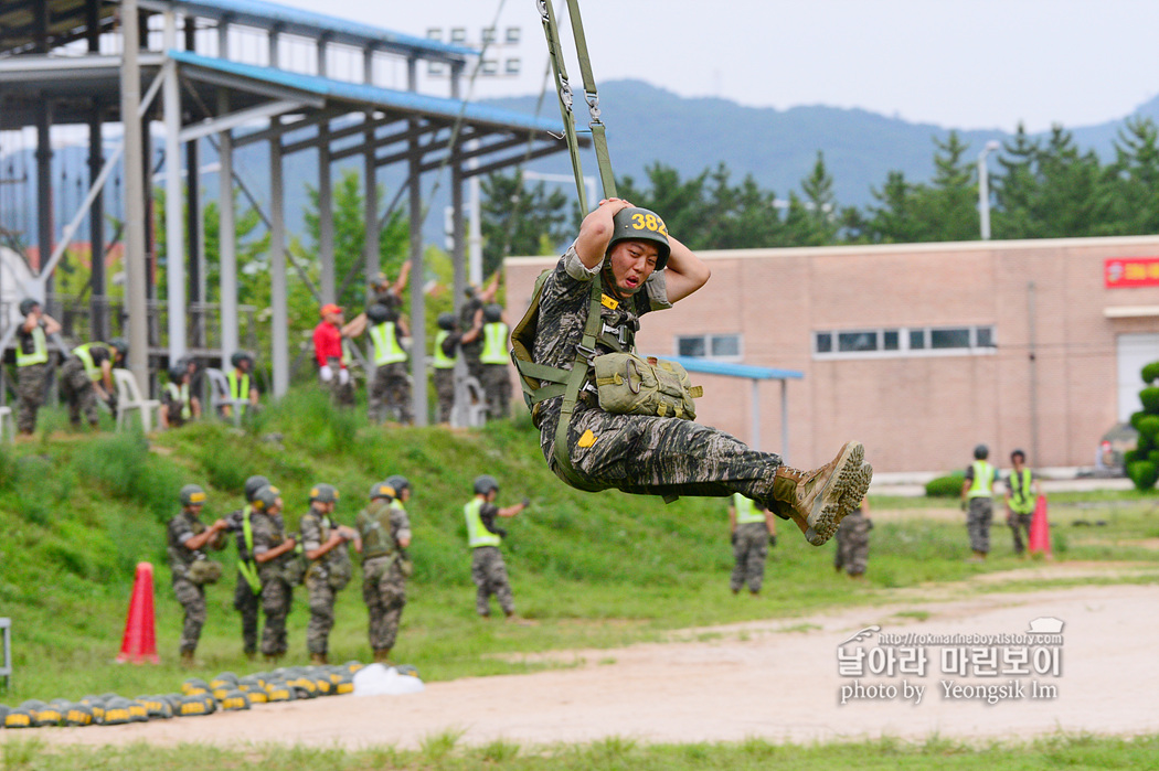 해병대 신병 1260기 3교육대 4주차 공수기초 사진 임영식 8_1463.jpg