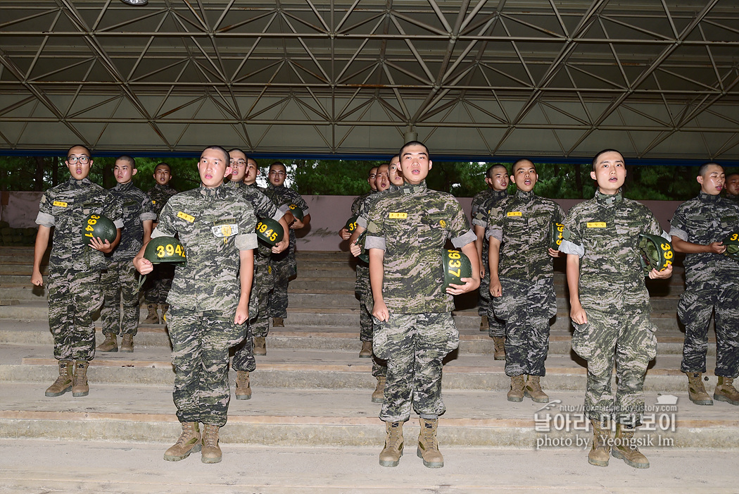 해병대 신병 1260기 3교육대 4주차 공수기초 사진 임영식 9_1500.jpg