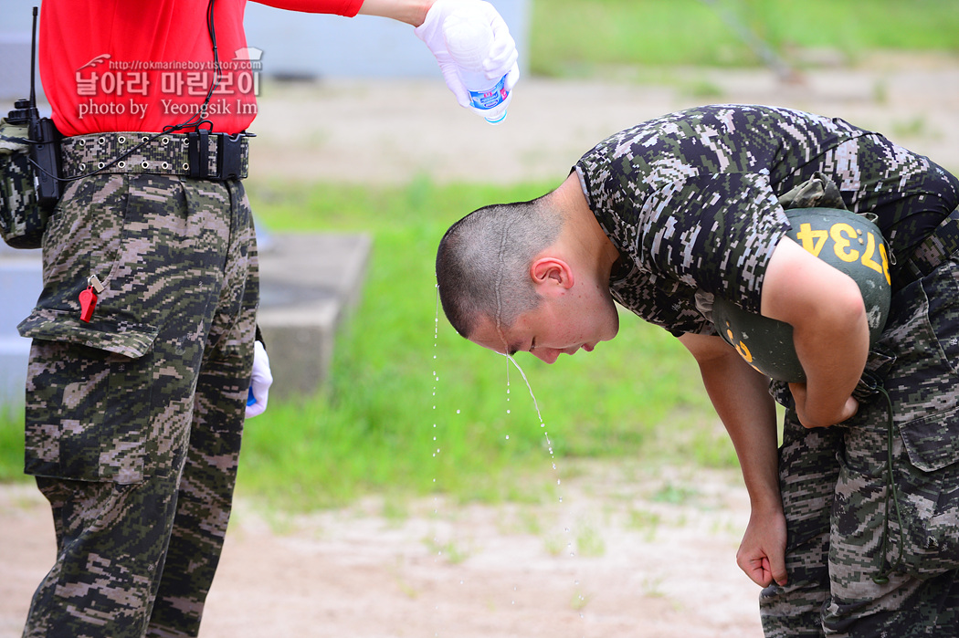 해병대 신병 1260기 3교육대 4주차 공수기초 사진 임영식 7_1327.jpg