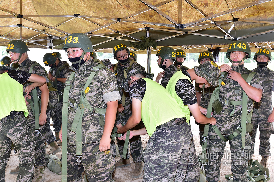 해병대 신병 1260기 3교육대 4주차 공수기초 사진 임영식 1_9821.jpg