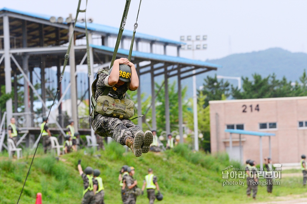 해병대 신병 1260기 3교육대 4주차 공수기초 사진 임영식 8_1509.jpg