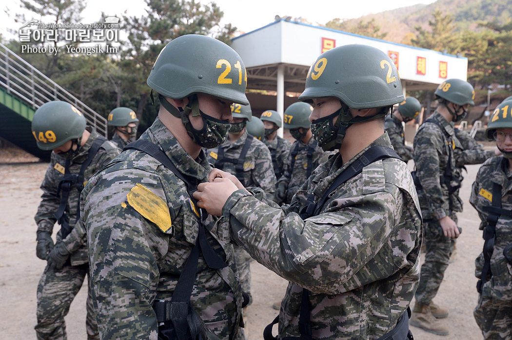 해병대 신병 1263기 2교육대 극기주 유격 1_0606.jpg