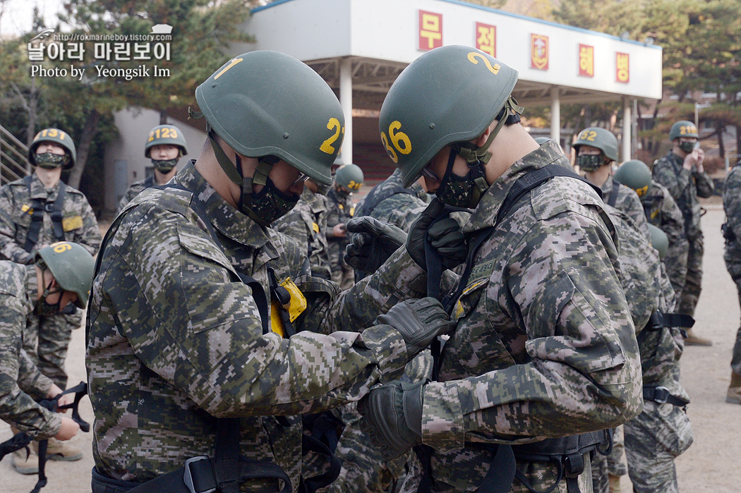 해병대 신병 1263기 2교육대 극기주 유격 1_0605.jpg