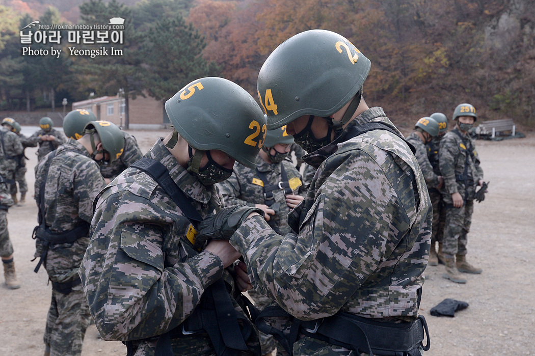 해병대 신병 1263기 2교육대 극기주 유격 1_0607.jpg