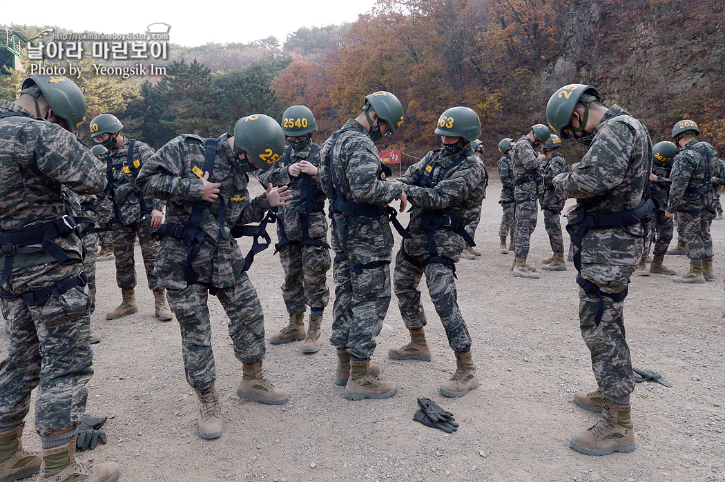 해병대 신병 1263기 2교육대 극기주 유격 1_0608.jpg