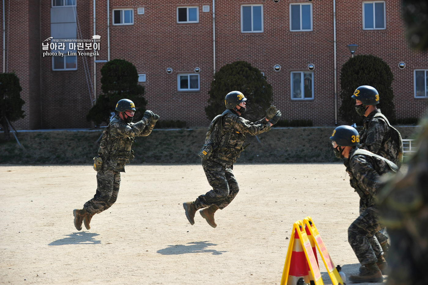 해병대 신병 1256기 2주차 3교육대 전투체력 6_0278.jpg