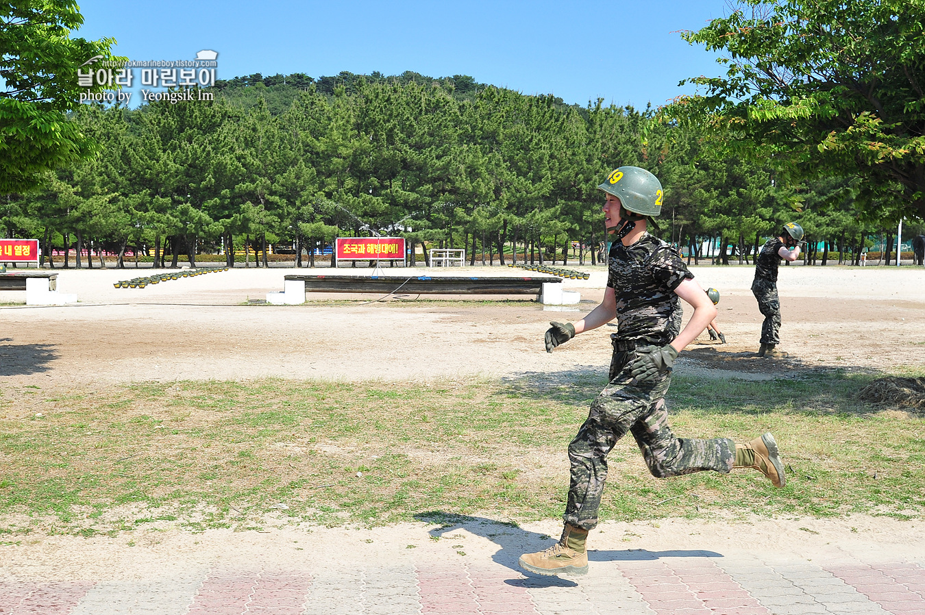 해병대 신병 1257기 2교육대 6주차 목봉 참호격투 2_5542.jpg