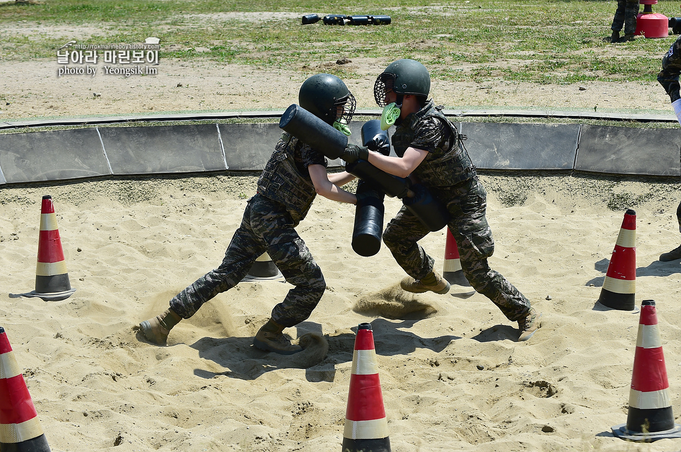 해병대 신병 1257기 2교육대 6주차 목봉 참호격투 _2324.jpg