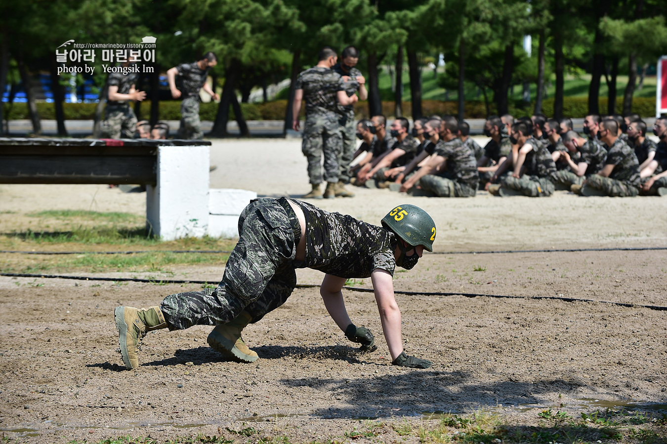 해병대 신병 1257기 2교육대 6주차 목봉 참호격투 1_2503.jpg