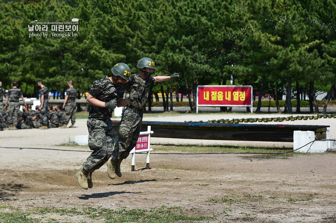 해병대 신병 1257기 2교육대 6주차 목봉 참호격투 1_2483.jpg