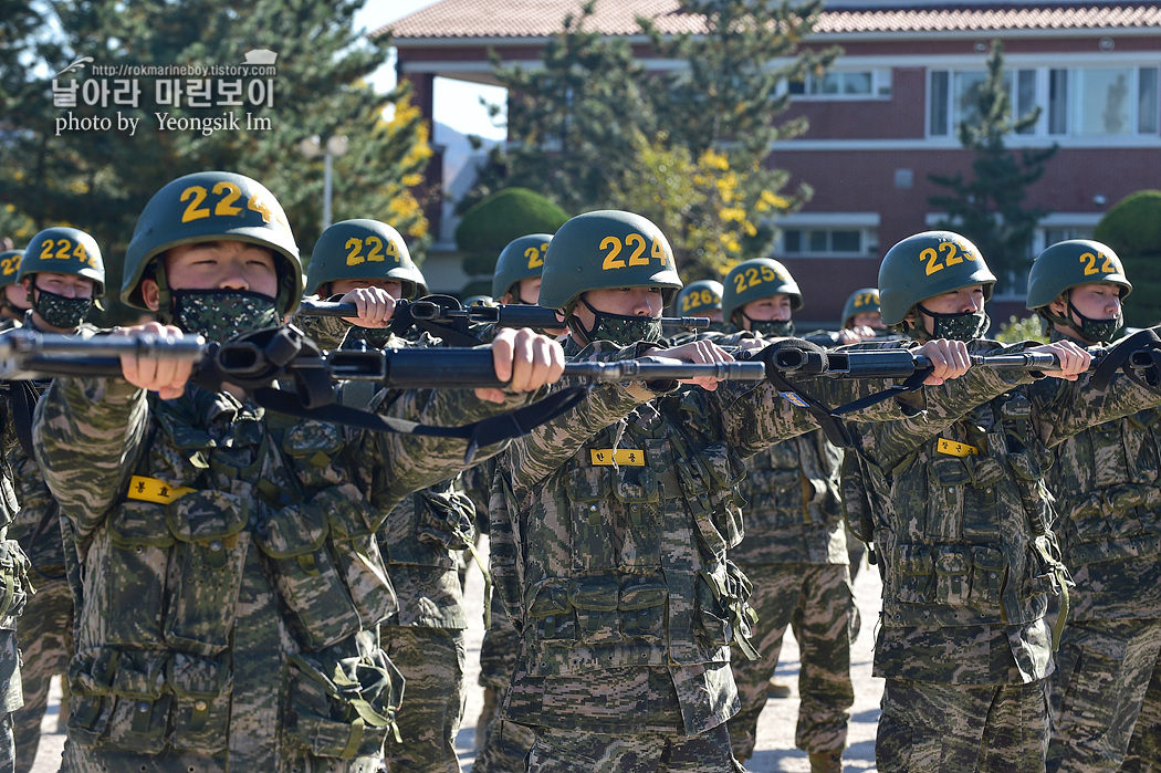 해병대 신병 1263기 2교육대 4주차 집총체조_3494.jpg