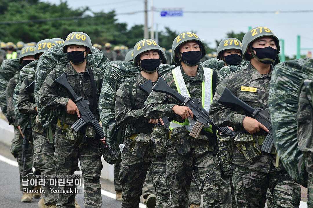 해병대 신병 1261기 빨간명찰수여식_8811.jpg