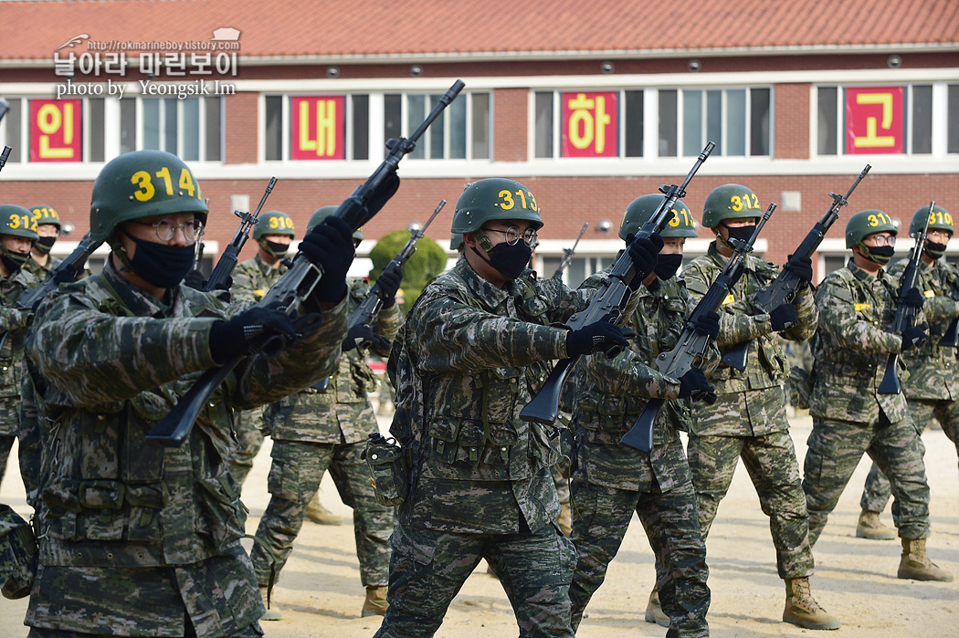 해병대 신병 1264기 3교육대 4주차 총검술_3047.jpg