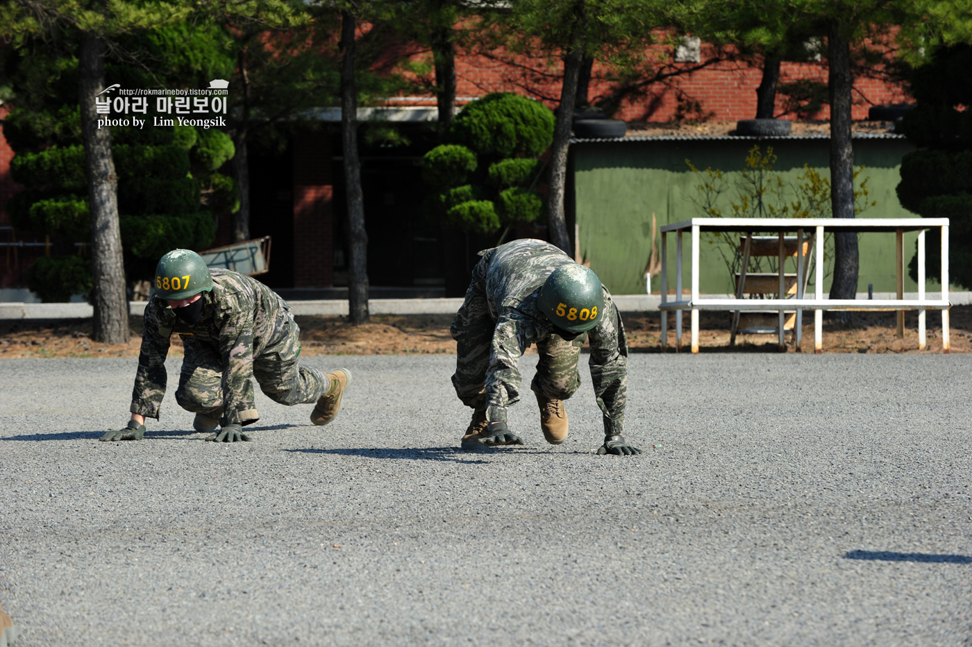 해병대 신병 1256기 2주차 5교육대 전투체력 8_0414.jpg