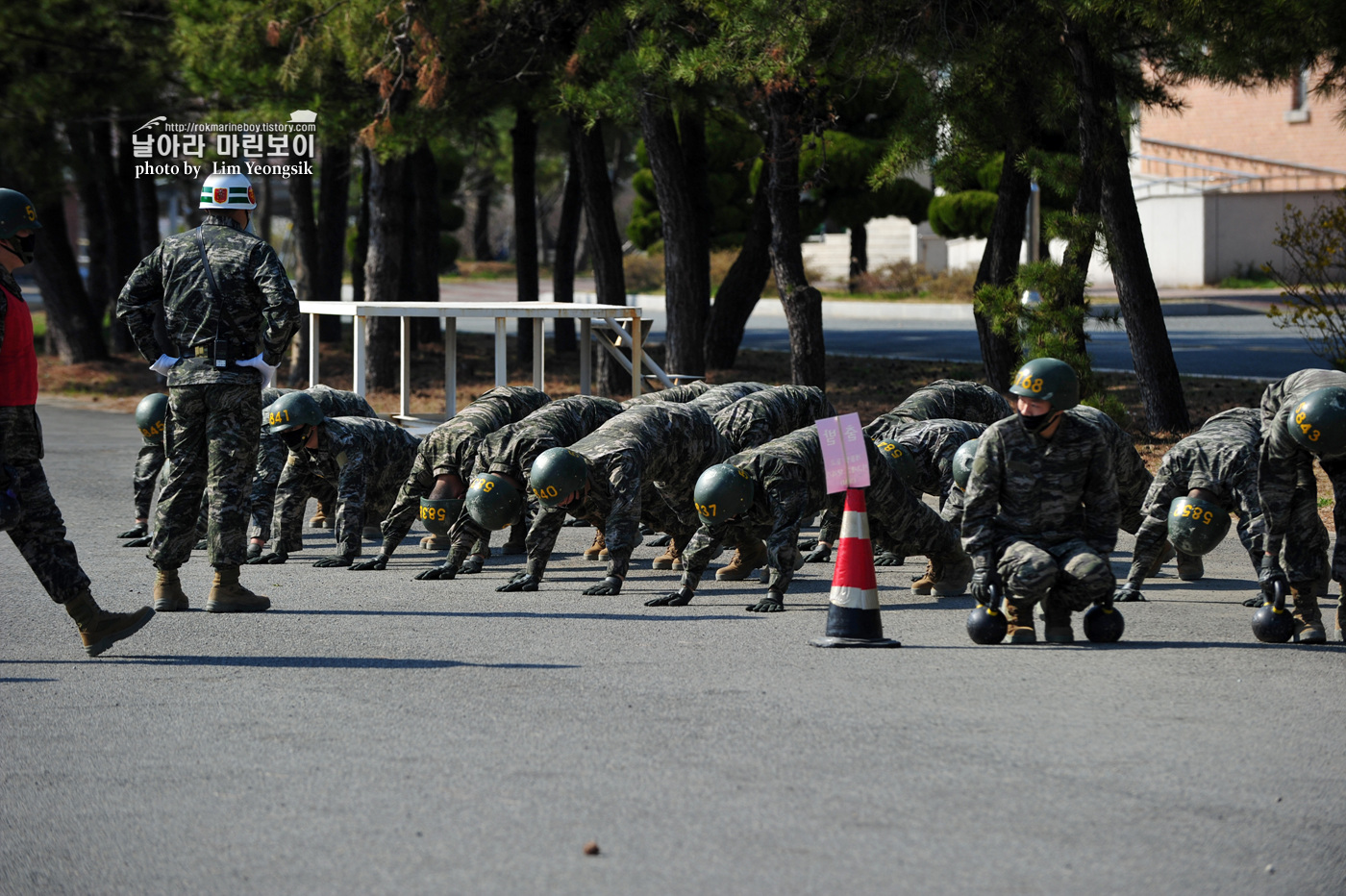 해병대 신병 1256기 2주차 5교육대 전투체력 8_0418.jpg