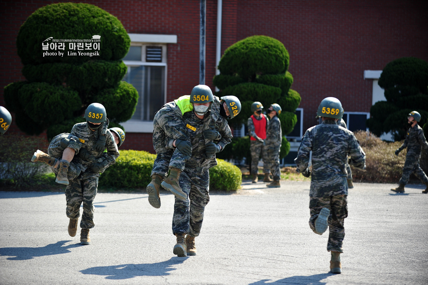 해병대 신병 1256기 2주차 5교육대 전투체력 5_0352.jpg