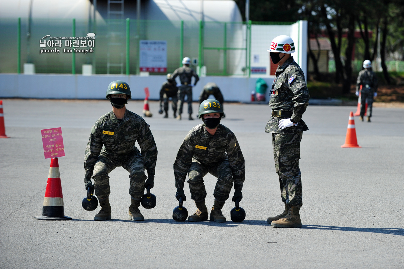 해병대 신병 1256기 2주차 5교육대 전투체력 1_0234.jpg