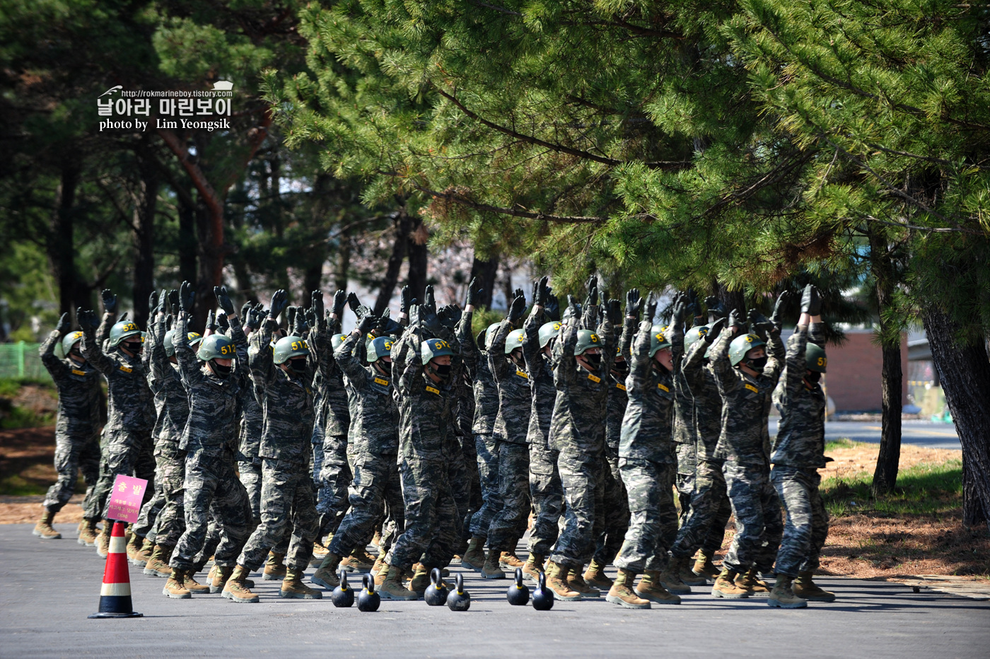 해병대 신병 1256기 2주차 5교육대 전투체력 1_0235.jpg