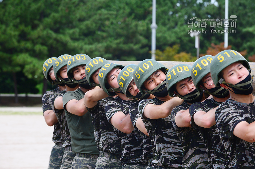 해병대 신병 1260기 5교육대 4주차 목봉장애물 사진 임영식 1_1178.jpg