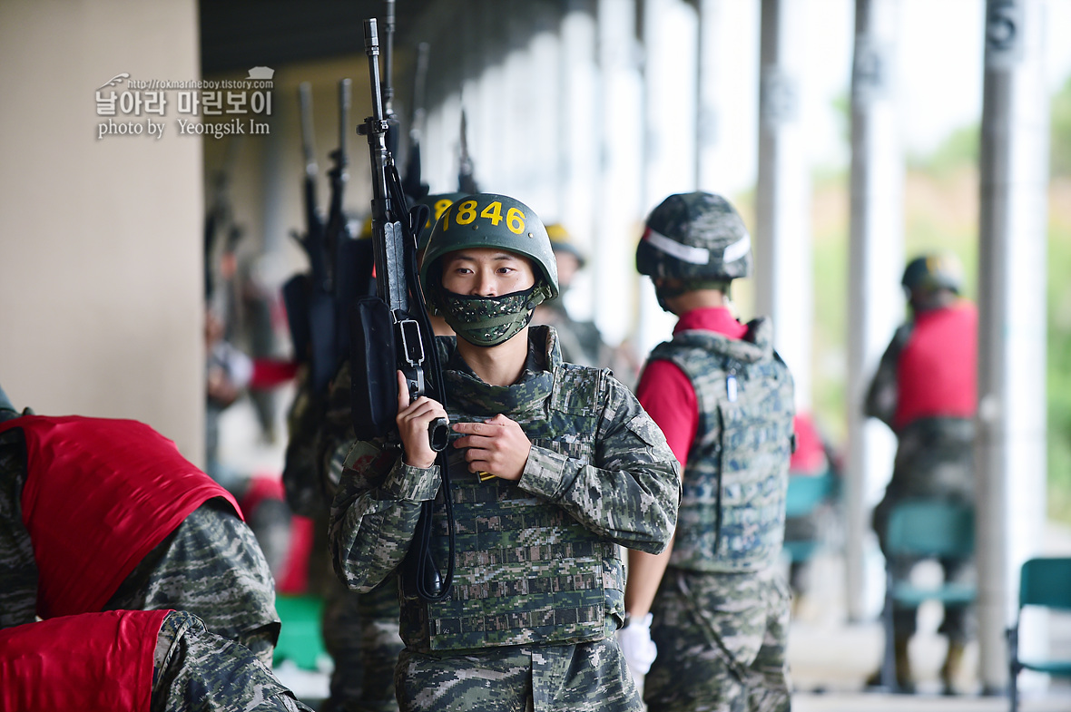 해병대 신병 1259기 1교육대 전투사격 사진 임영식작가_1854.jpg