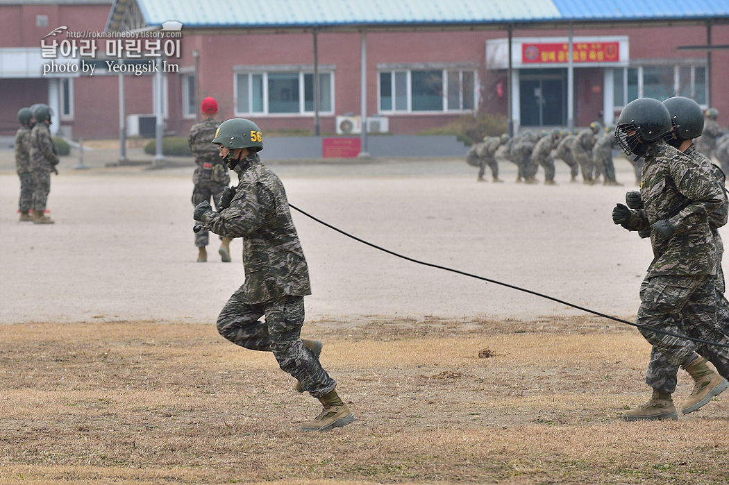 해병대 신병 1264기 5교육대 4주차 공수기초훈련 2_3133.jpg