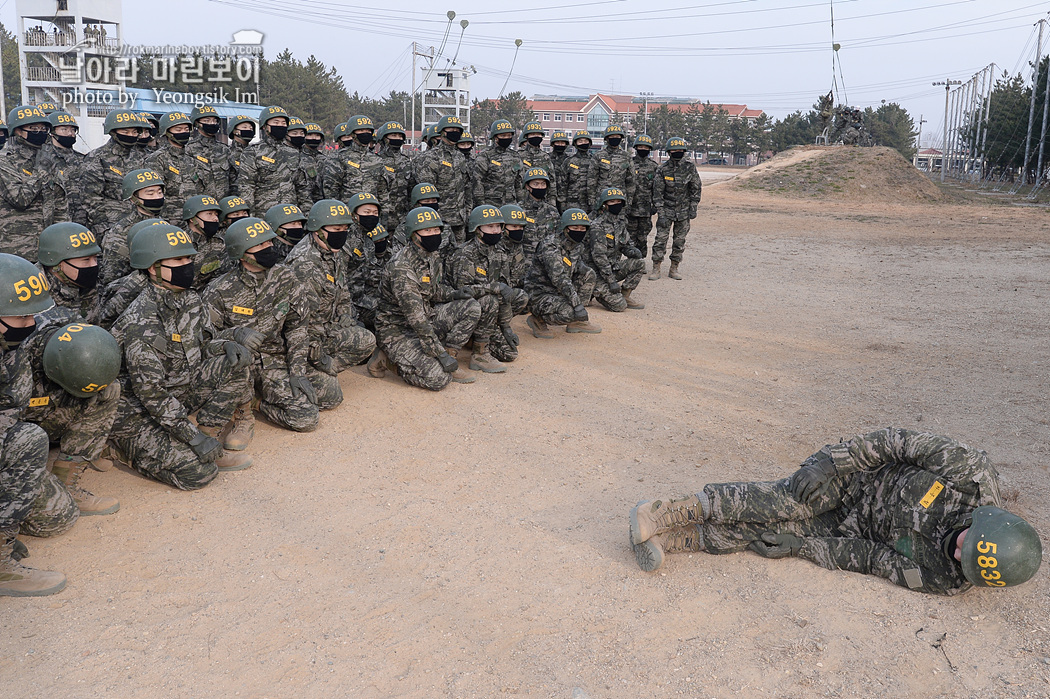 해병대 신병 1264기 5교육대 4주차 공수기초훈련 2_3502.jpg