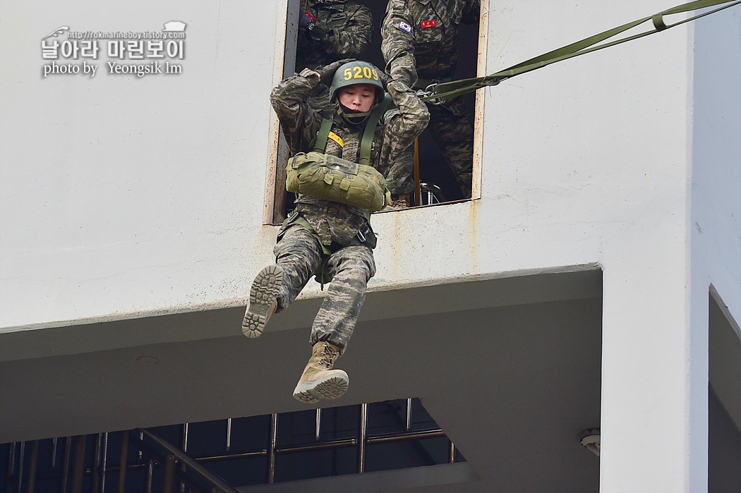 해병대 신병 1264기 5교육대 4주차 공수기초훈련 1_3409.jpg