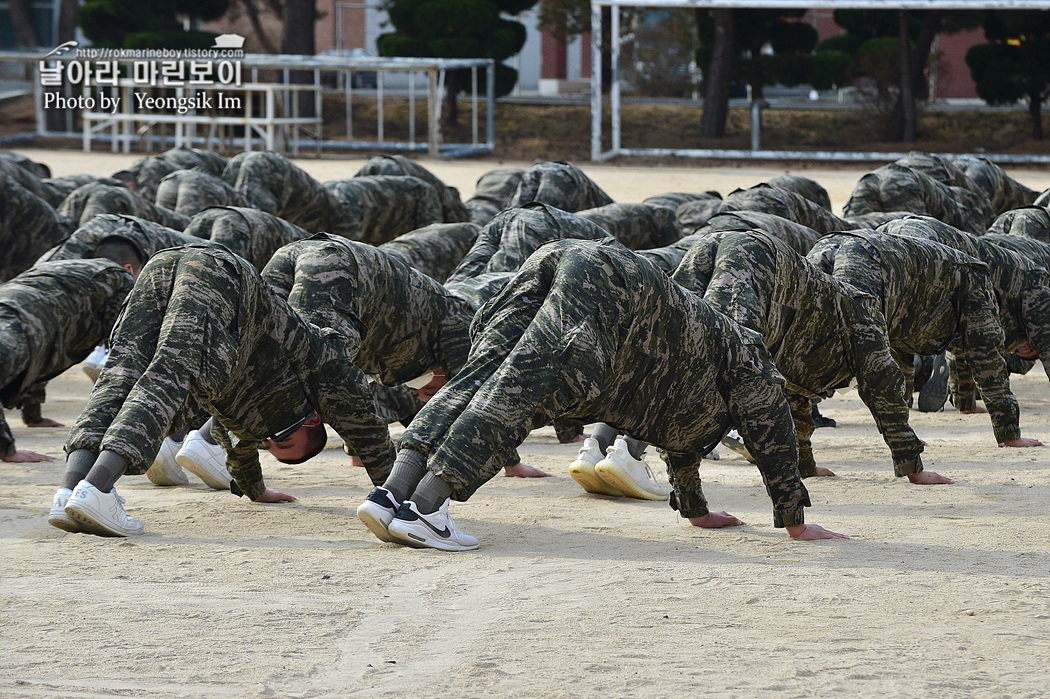 해병대 신병 1264기 5교육대 1주차_5520_1.jpg