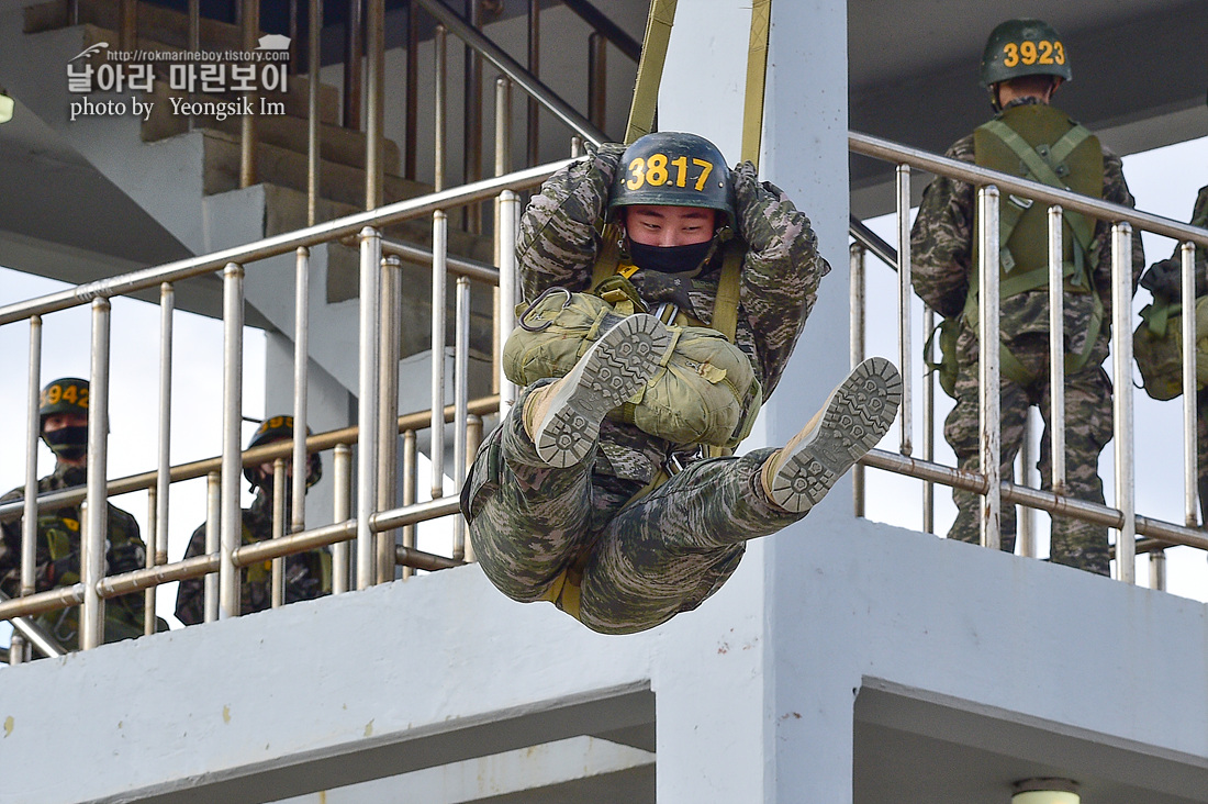 해병대 신병 1262기 3교육대 3주차 공중돌격훈련 8_3259.jpg