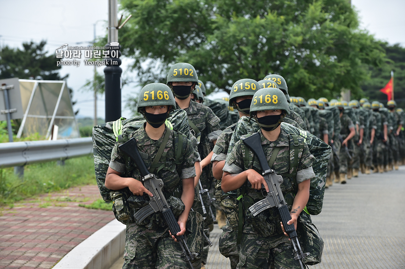 해병대 신병 1258기 극기주 삘긴명찰 여식_6710.jpg