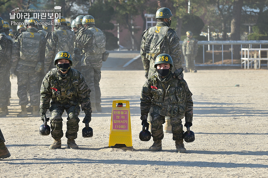 해병대 신병 1264기 3교육대 6주차 전투체력1_5626.jpg