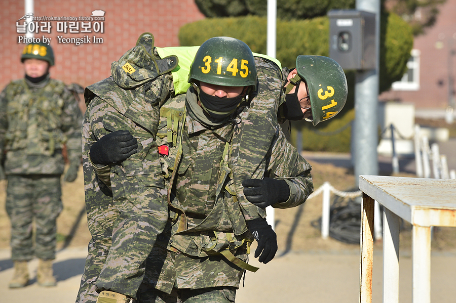 해병대 신병 1264기 3교육대 6주차 전투체력1_5516.jpg