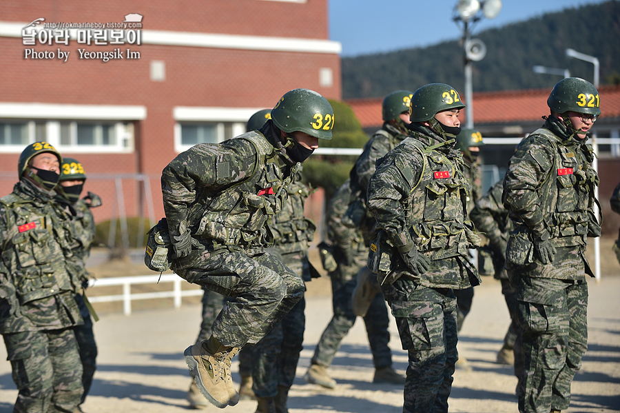 해병대 신병 1264기 3교육대 6주차 전투체력1_5643.jpg