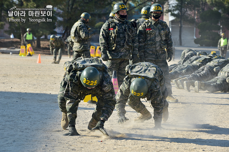 해병대 신병 1264기 3교육대 6주차 전투체력1_5536.jpg