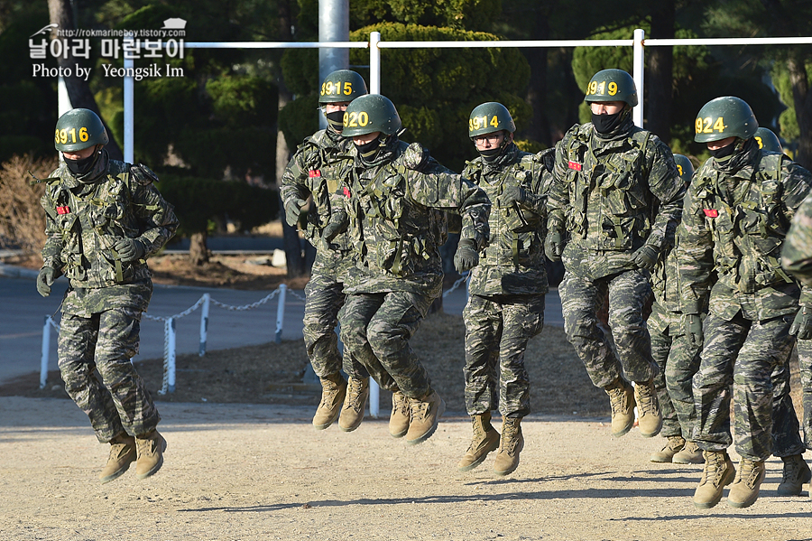 해병대 신병 1264기 3교육대 6주차 전투체력2_5658.jpg