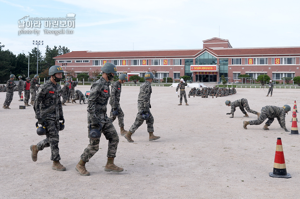 해병대 신병 1261기 1교육대 6주차 전투체력 사진 임영식8_5327.jpg