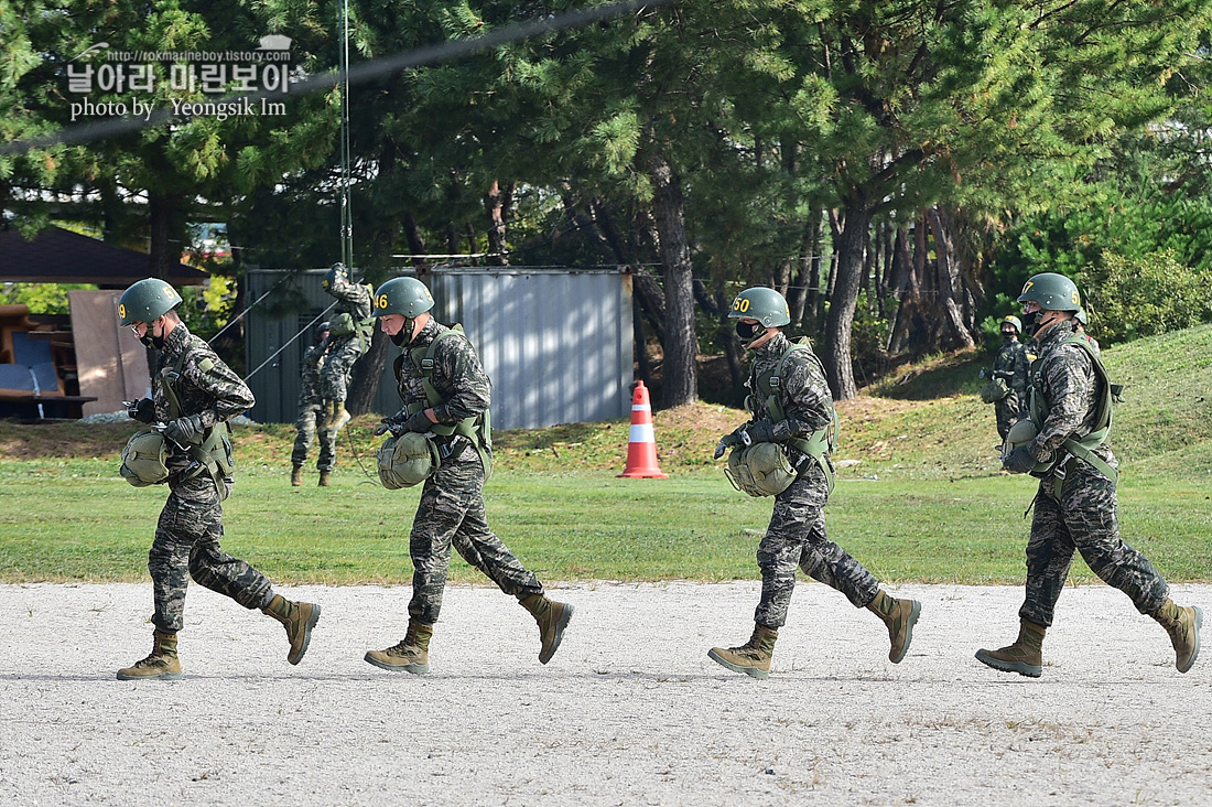 해병대 신병 1262기 5교육대 3주차 공중돌격훈련 7_2408.jpg