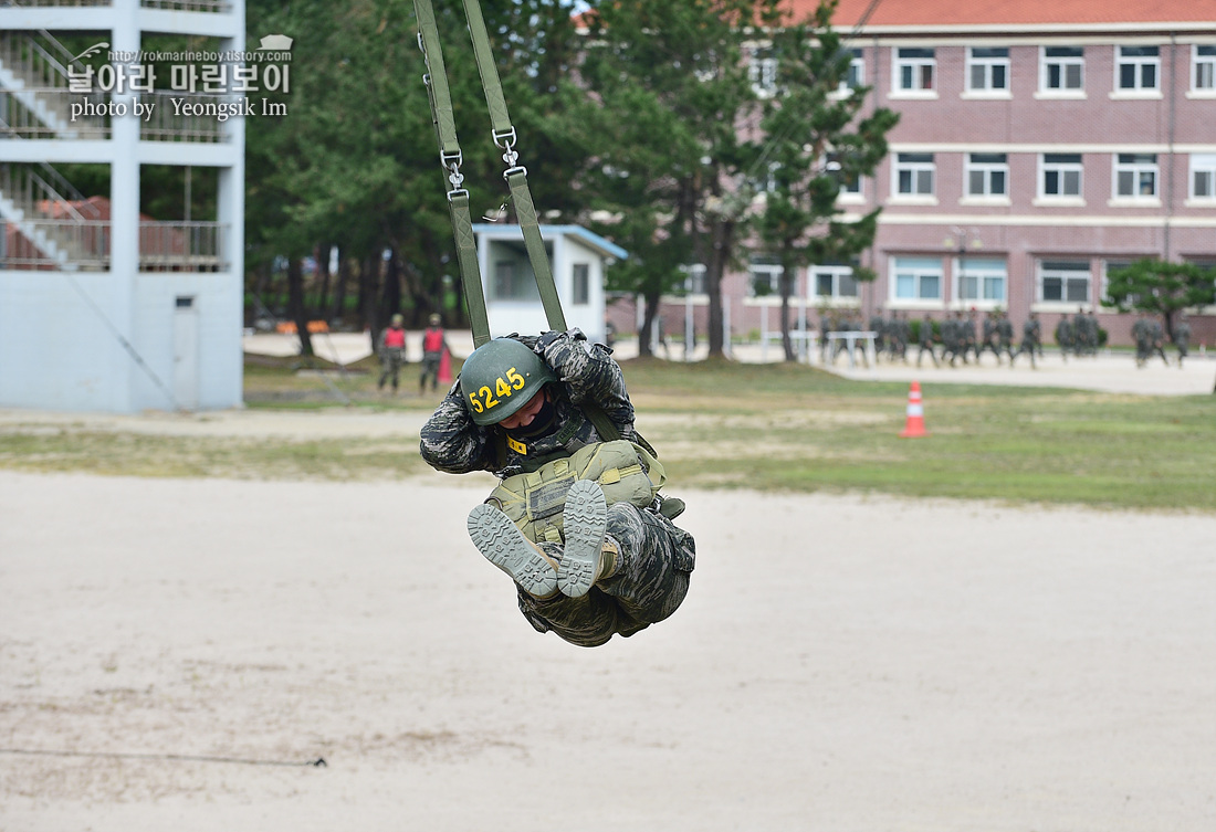 해병대 신병 1262기 5교육대 3주차 공중돌격훈련 2_2580.jpg