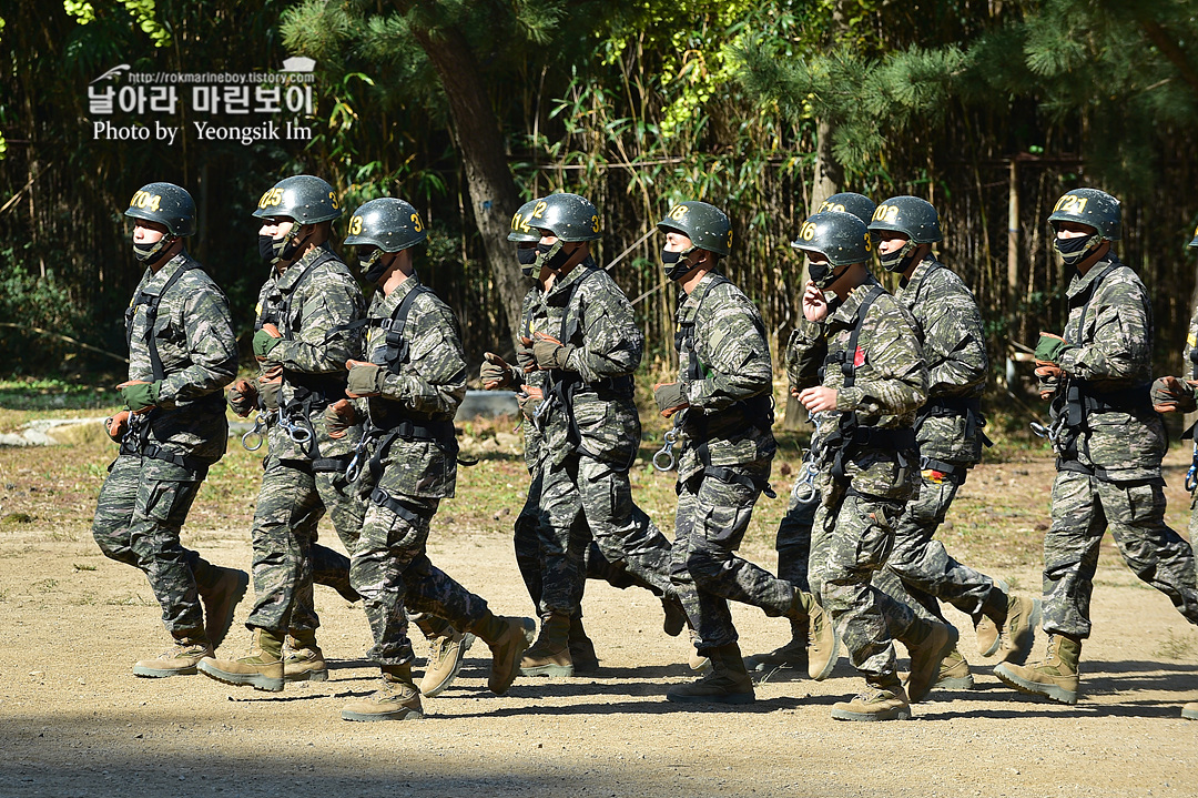 해병대 신병 1262기 3교육대 극기주 유격기초_9159.jpg