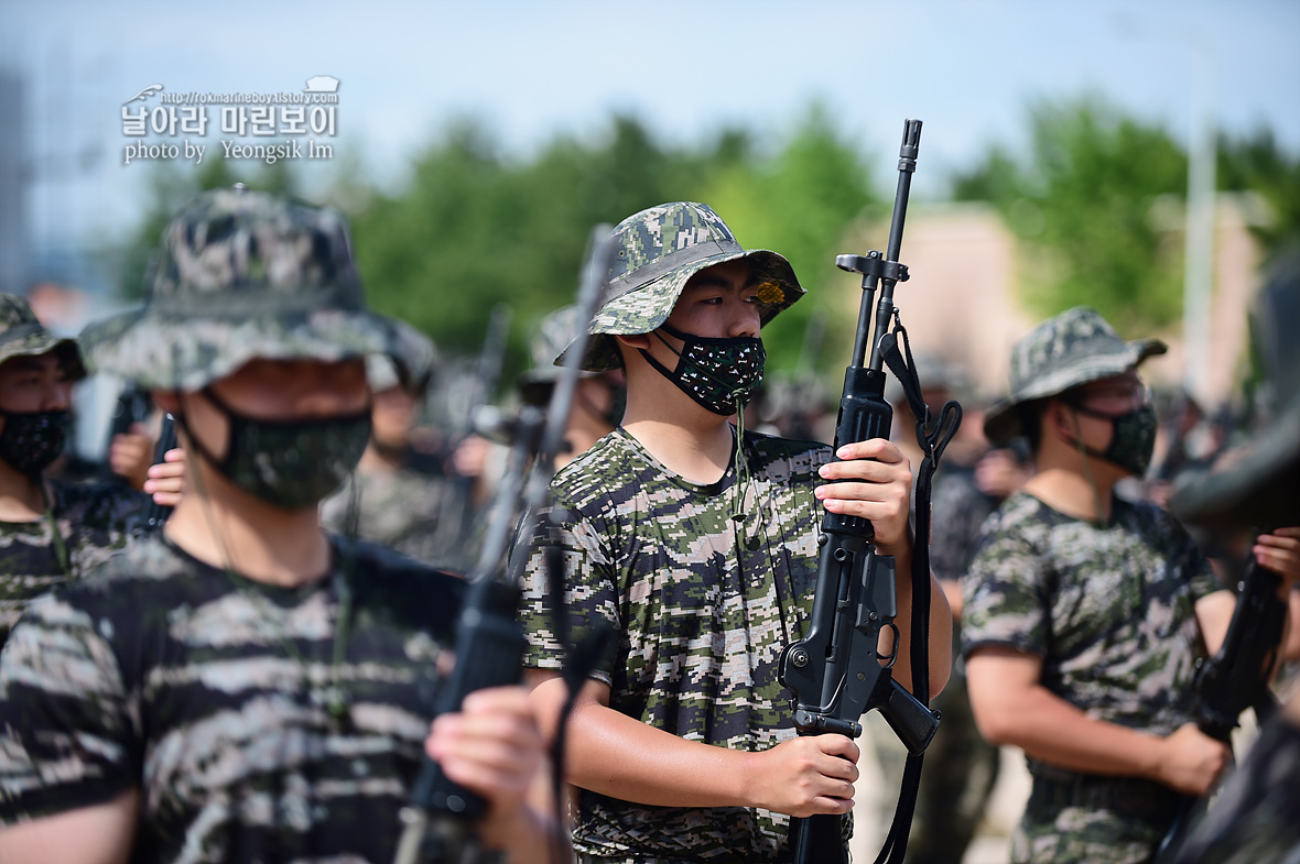 해병대 신병 1259기 1교육대 제식훈련 사진 임영식작가_2108.jpg