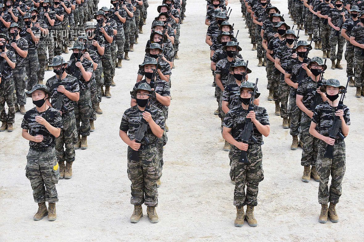 해병대 신병 1259기 2교육대 제식훈련 사진 임영식작가_2019_1907.jpg