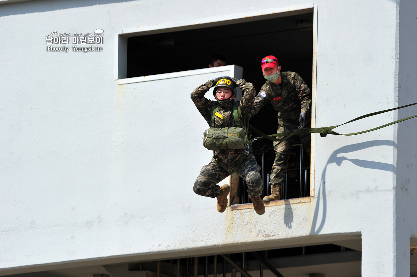 해병대 신병 1256기 3교육대 공수기초 6_1528.jpg