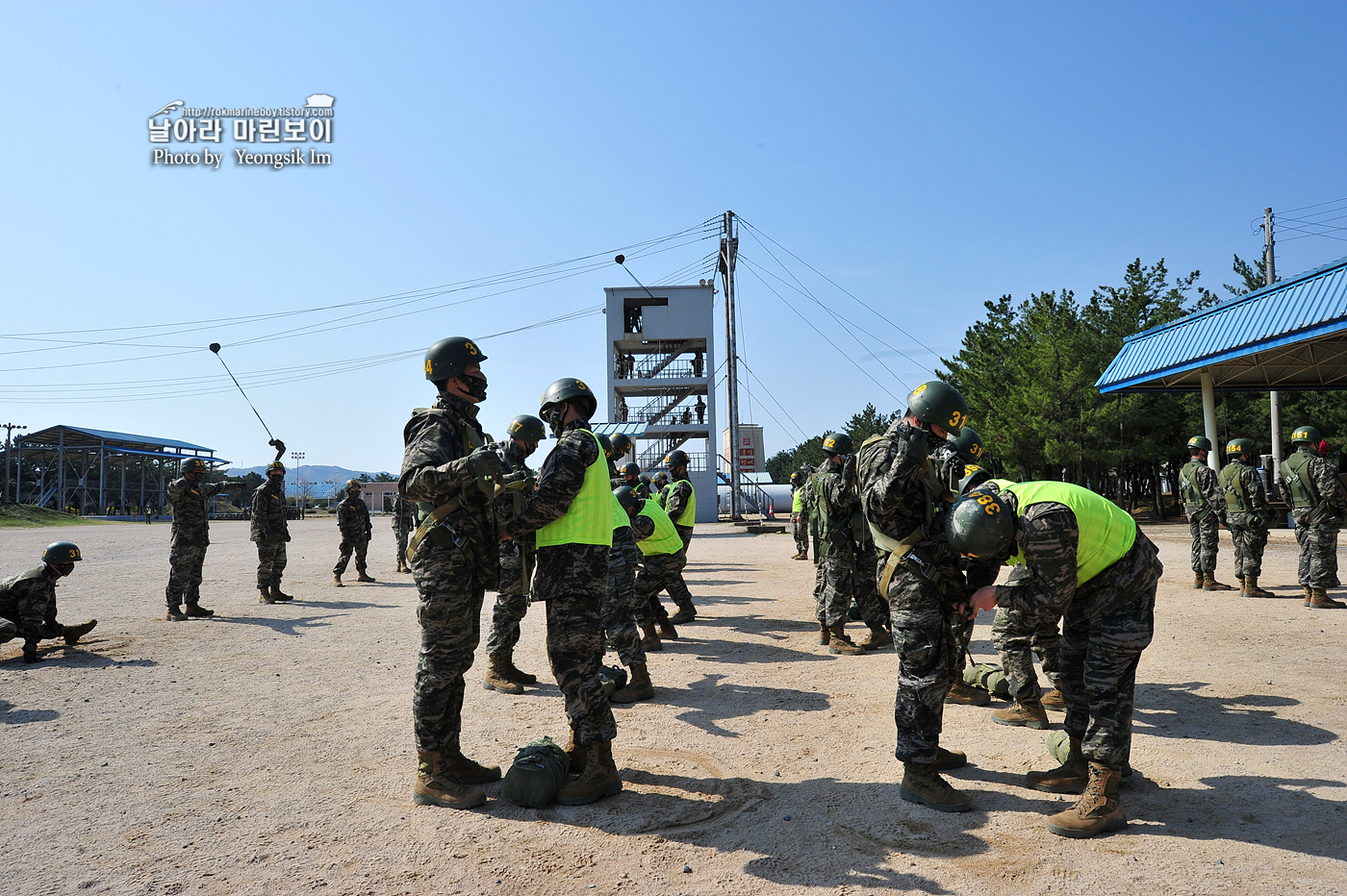 해병대 신병 1256기 3교육대 공수기초 1_6479.jpg