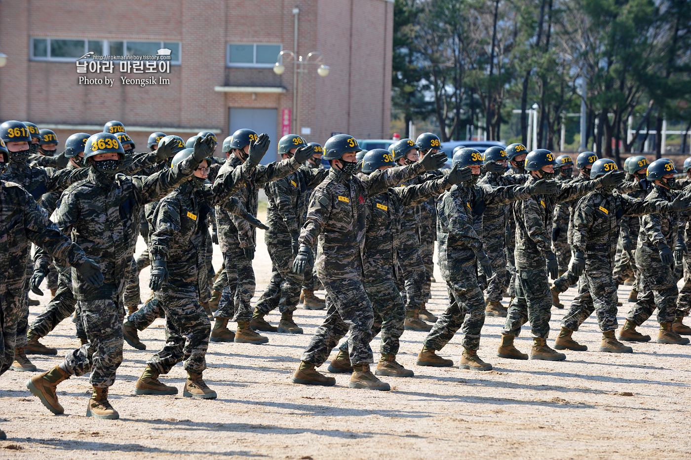 해병대 신병 1256기 3교육대 공수기초 6_1135.jpg